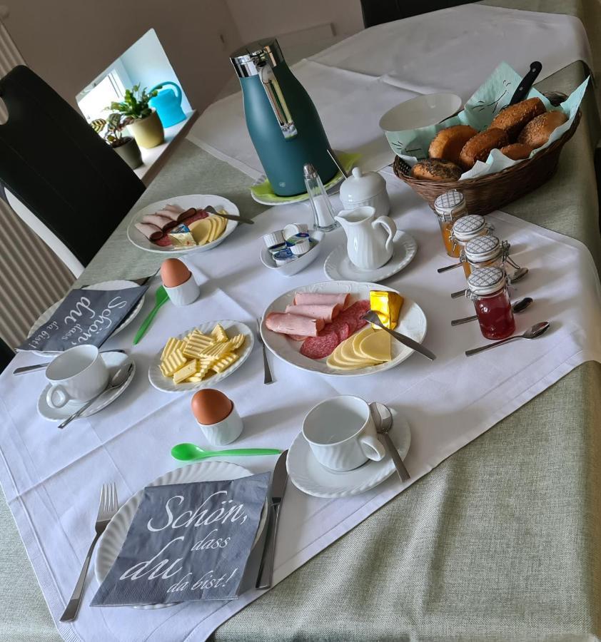 Gaestezimmer Treuen - Bed & Breakfast Ngoại thất bức ảnh