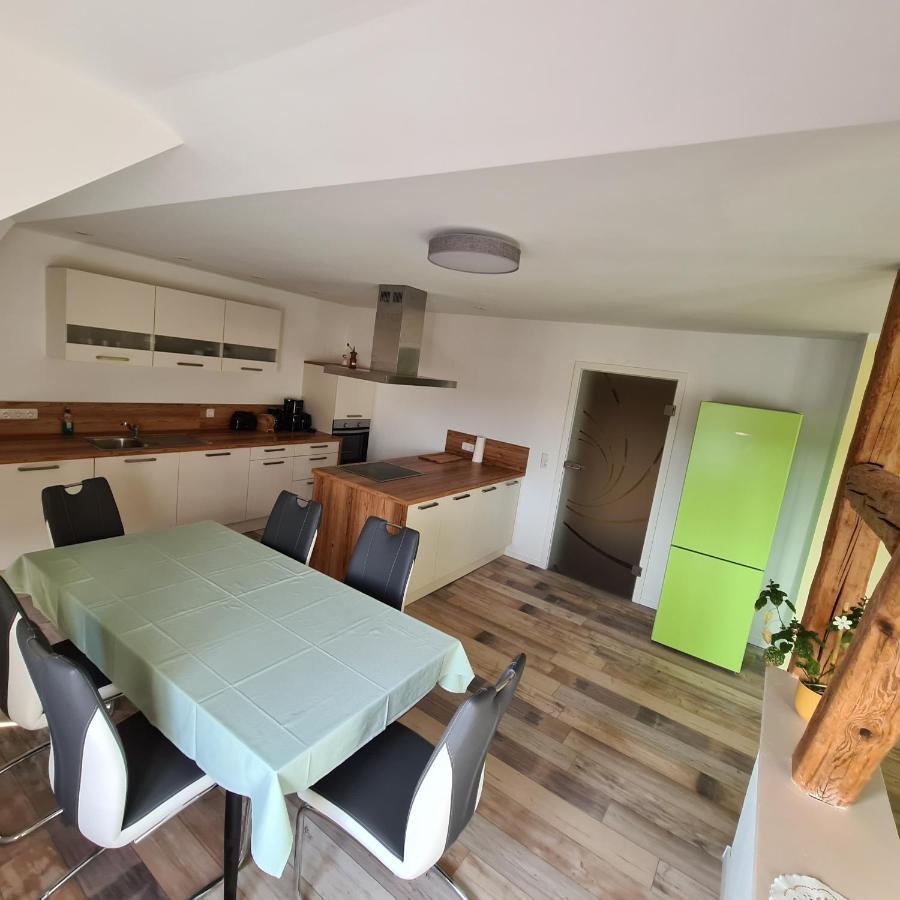Gaestezimmer Treuen - Bed & Breakfast Ngoại thất bức ảnh